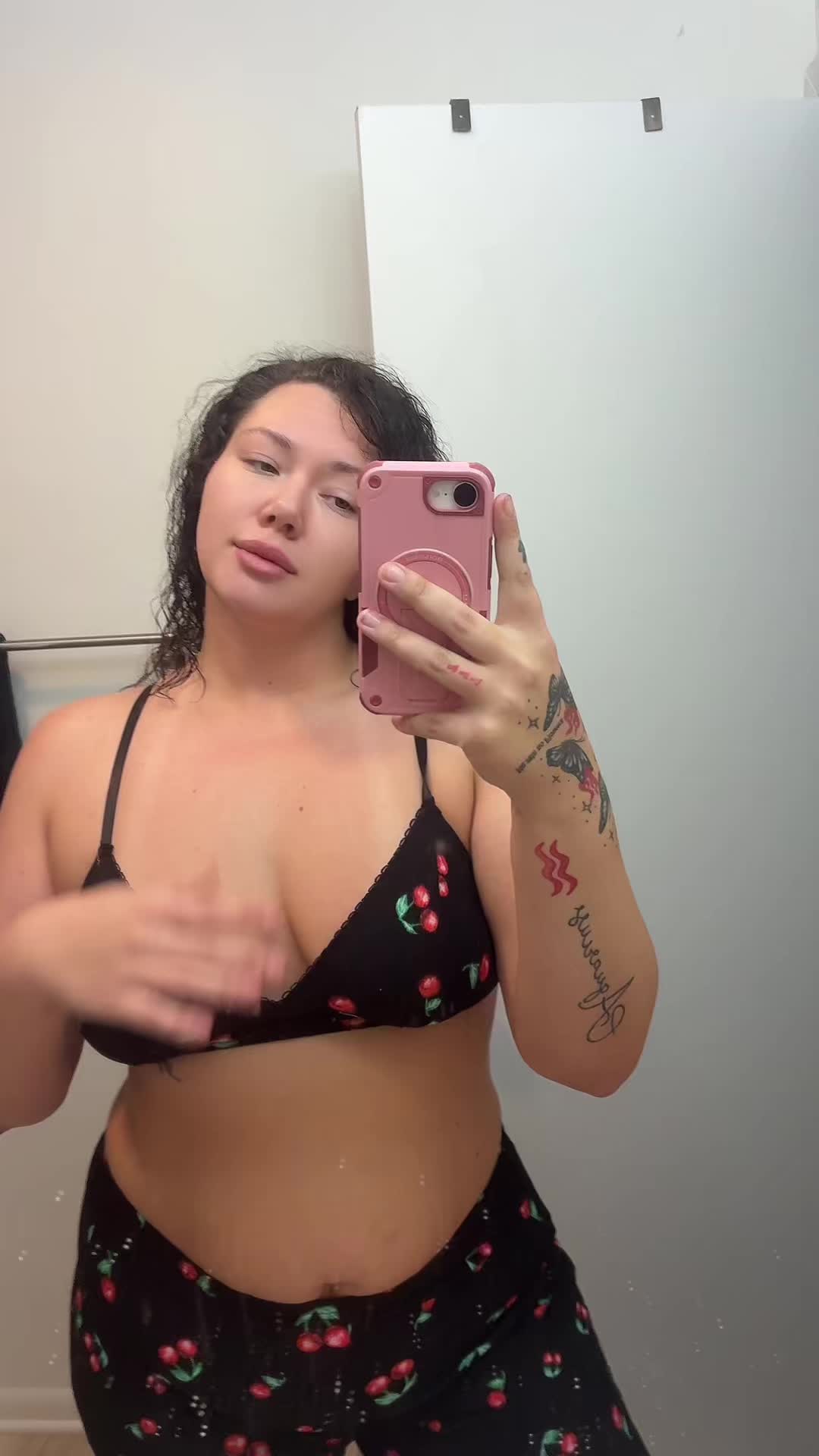 @sheeajanelle