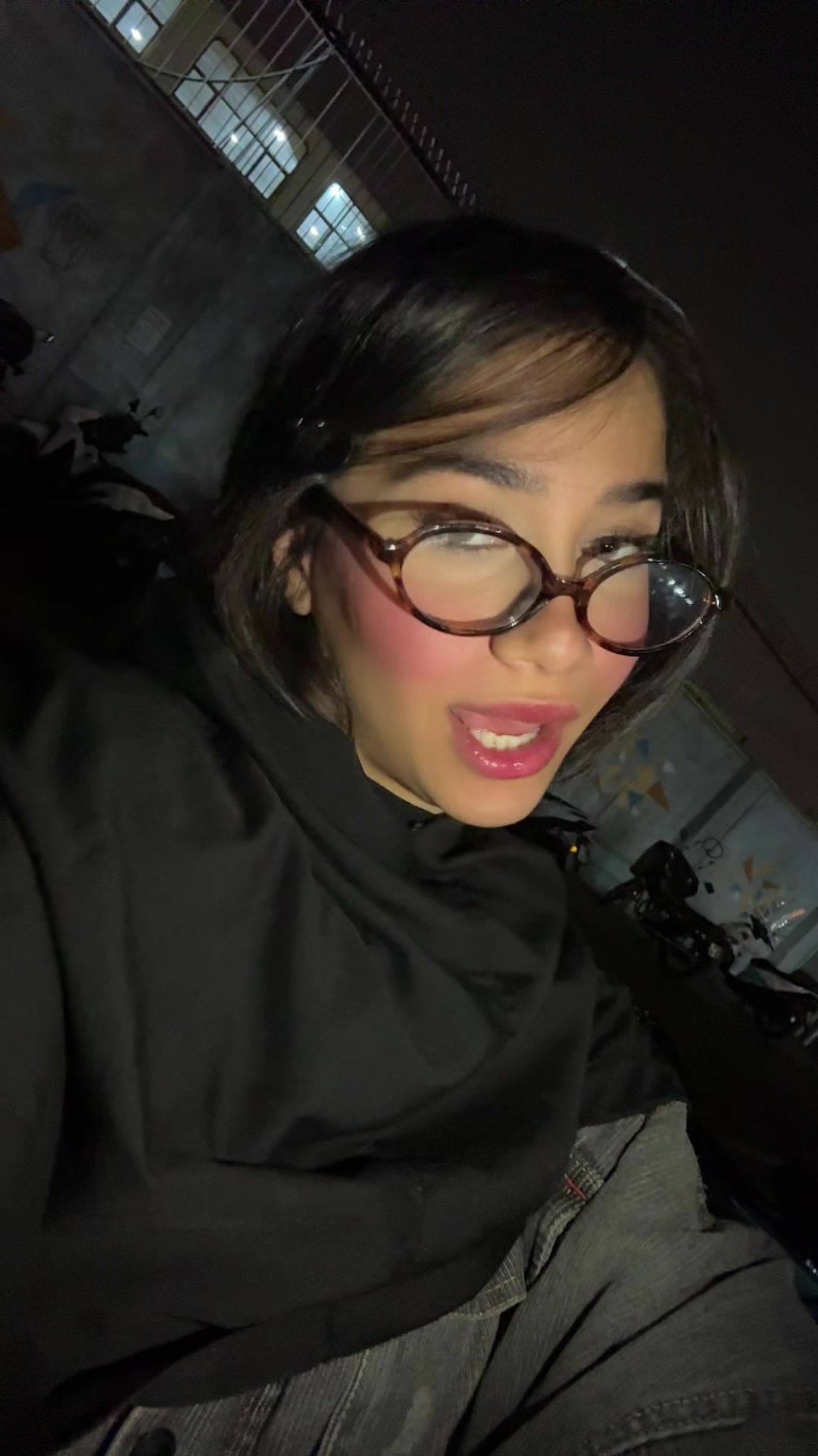 @hsizk