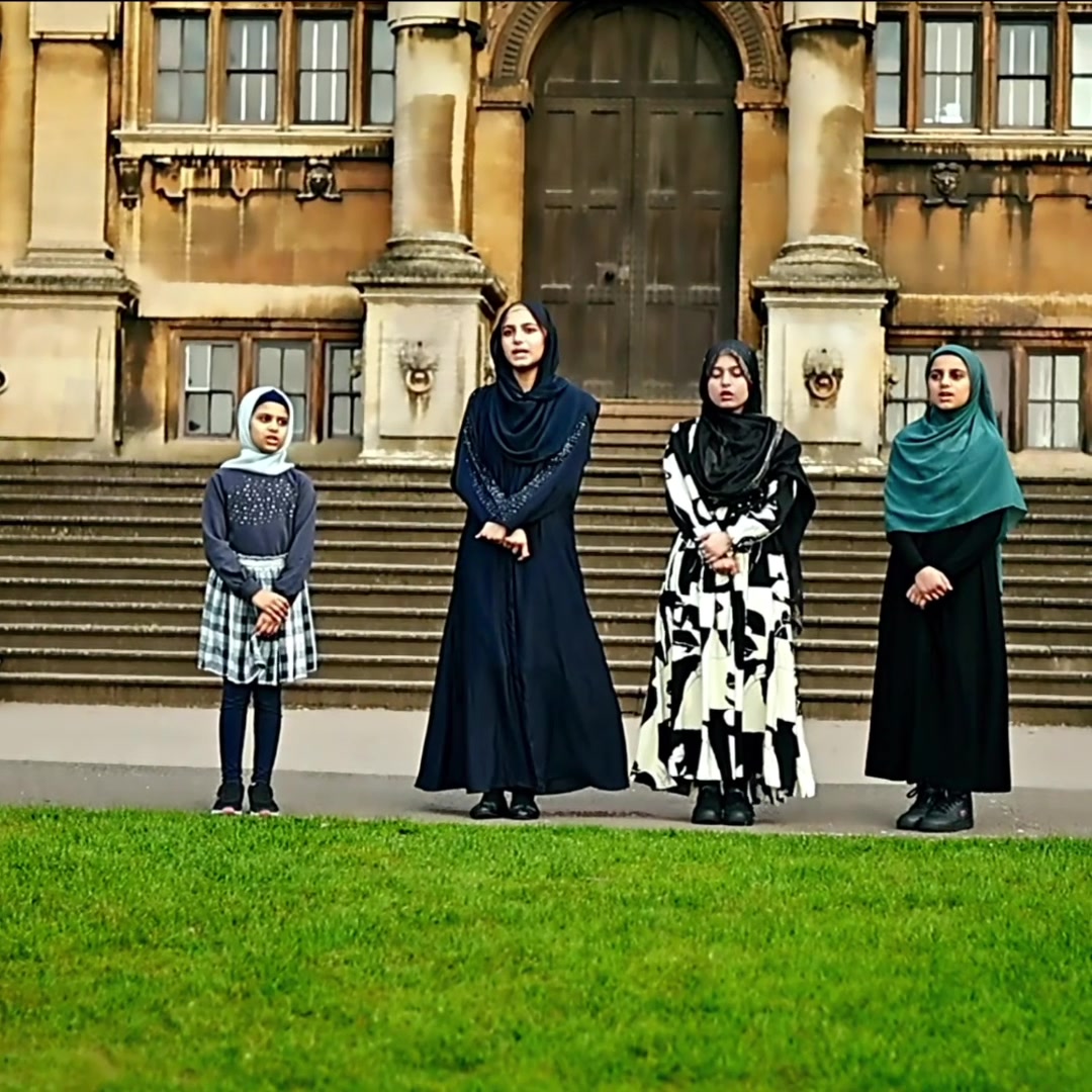 @waniya_sisters