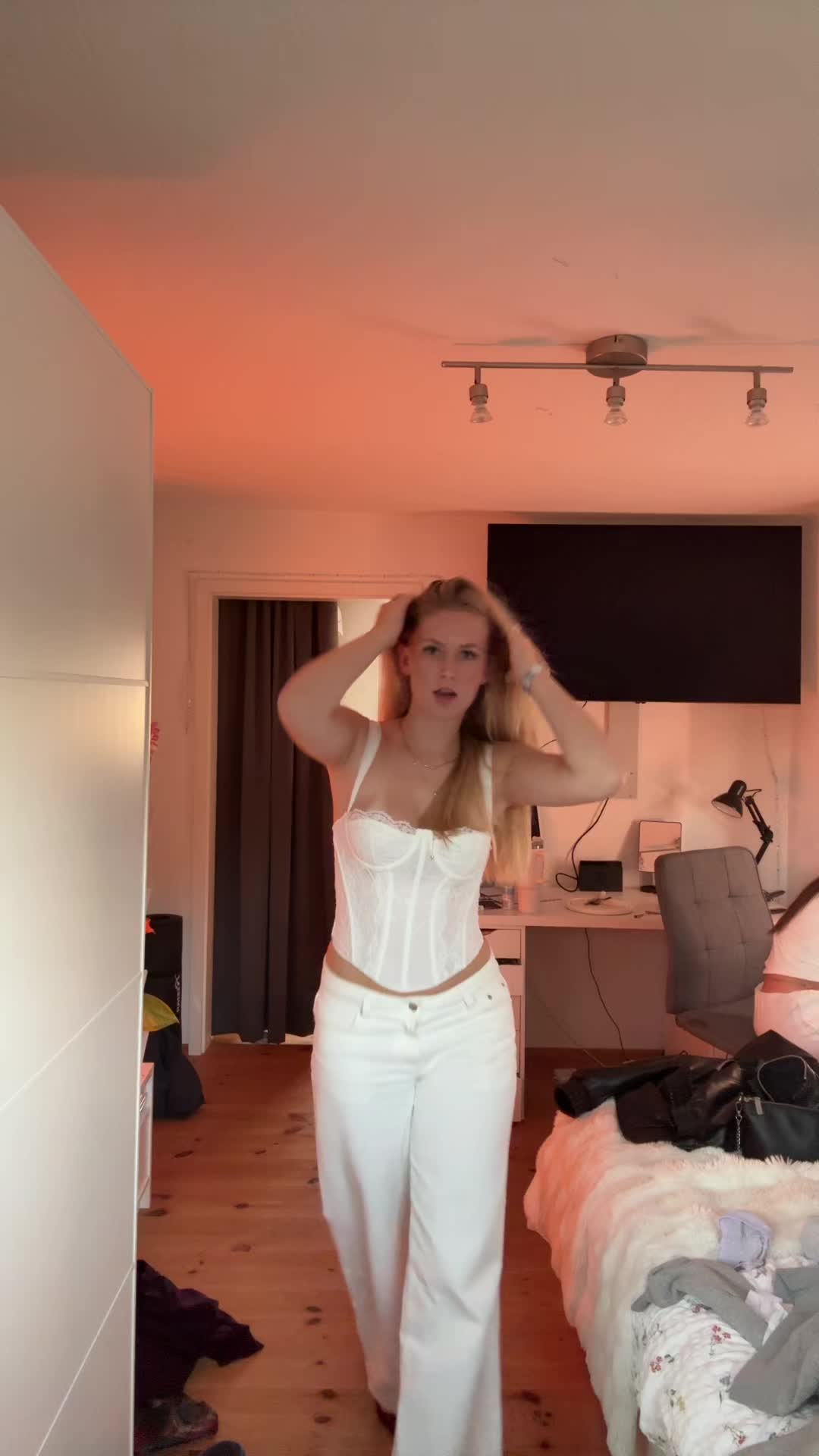@marie🪩