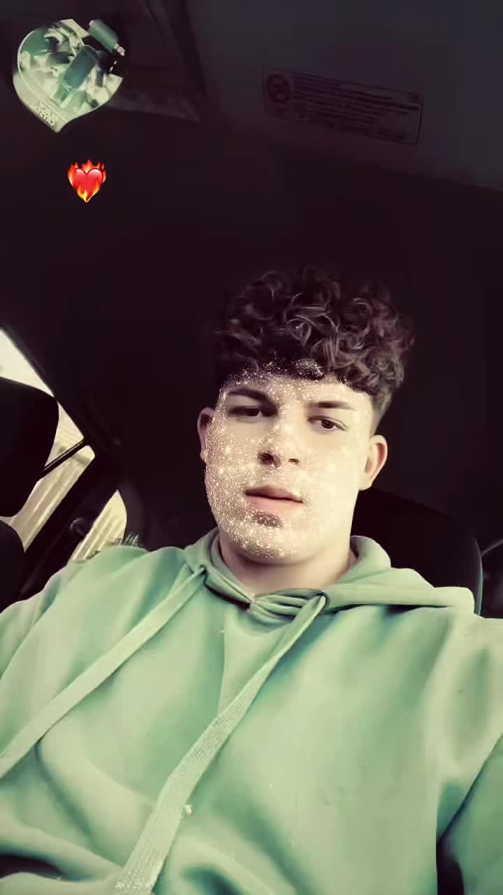 @G ❄️ B ❄️ Y