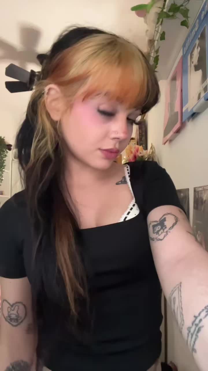 @lu(ಥ_ಥ<3