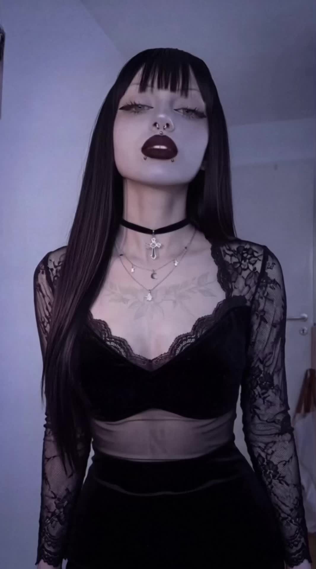 @ravenmoore