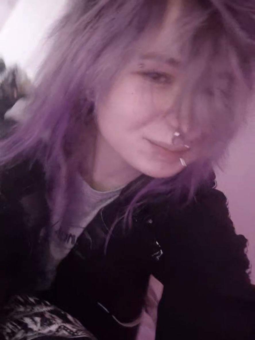 @Cr0w3