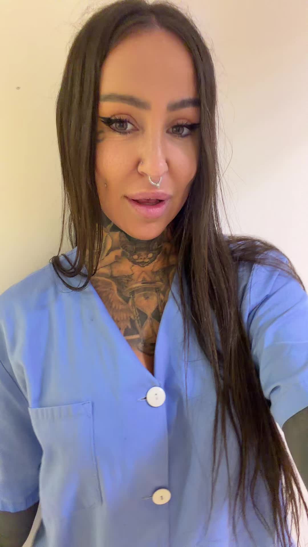 @itsazahara