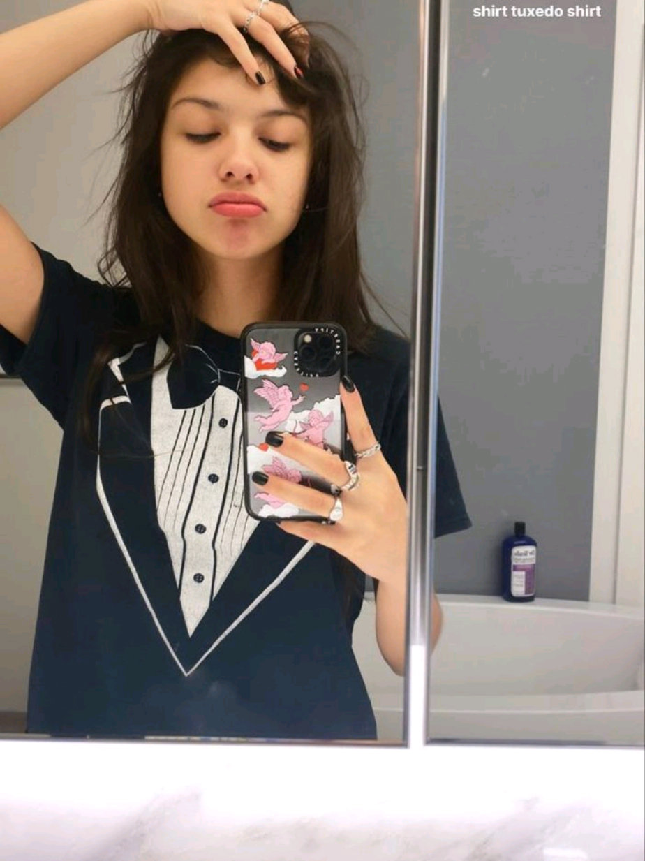 @Becca ⋆˚𝜗𝜚˚⋆
