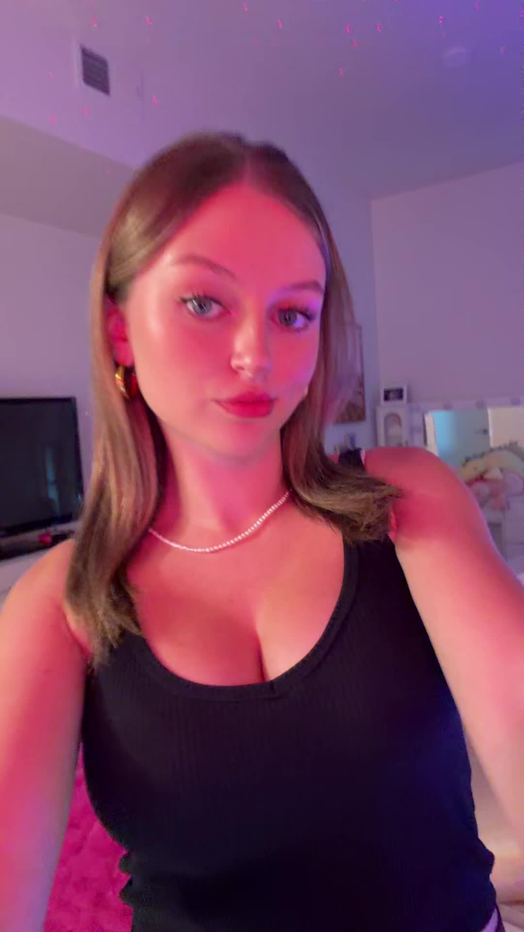 @Rosalie🍭