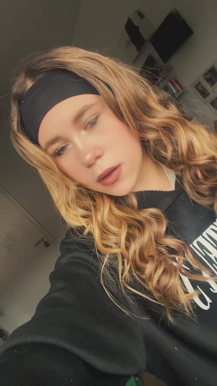 @Meliaa_113