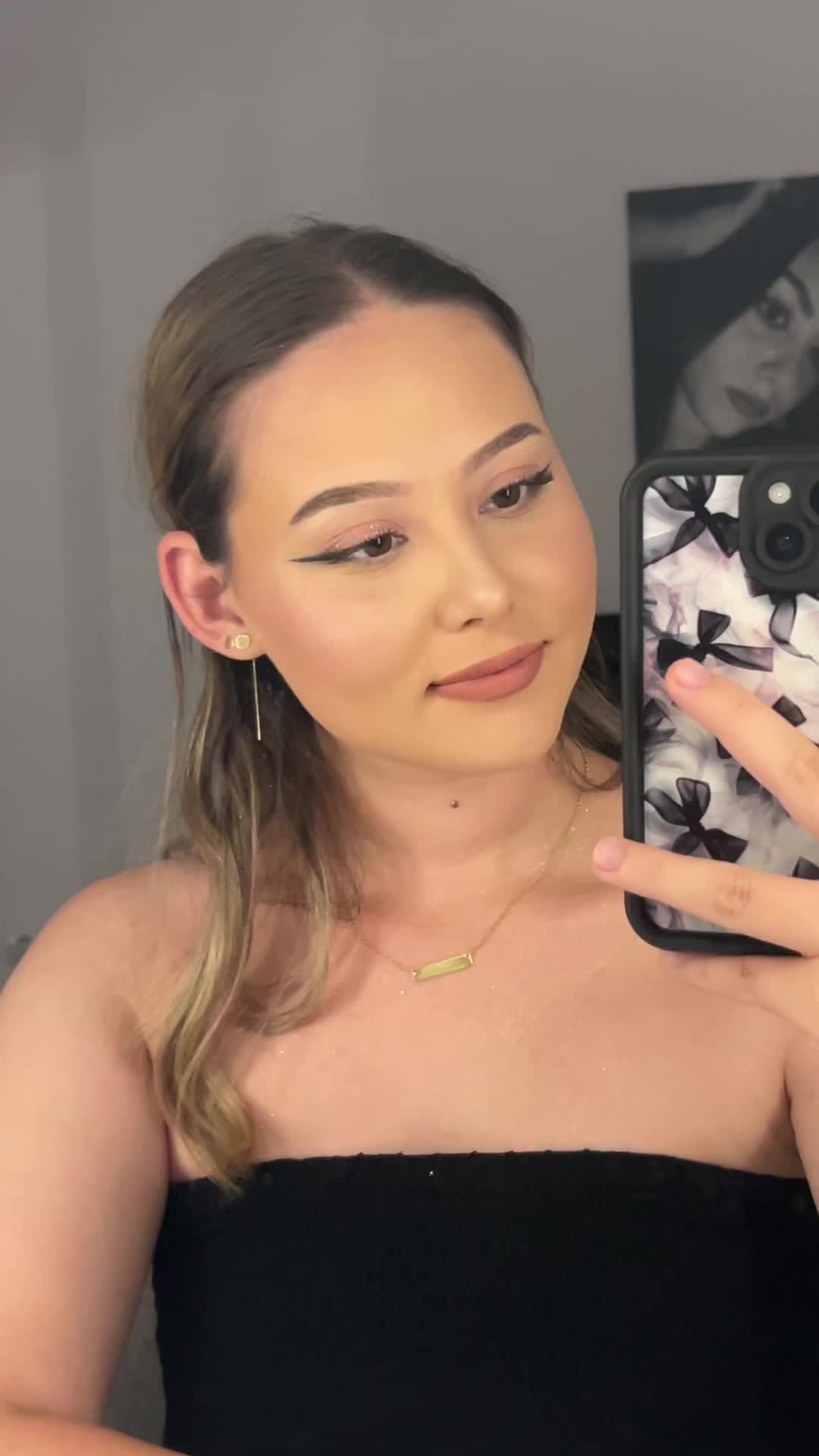 @👸🏼