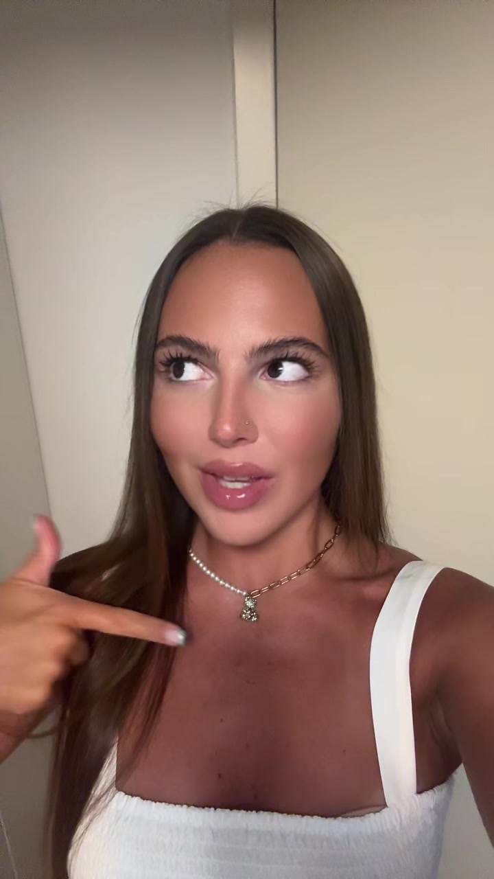 @Lejlona