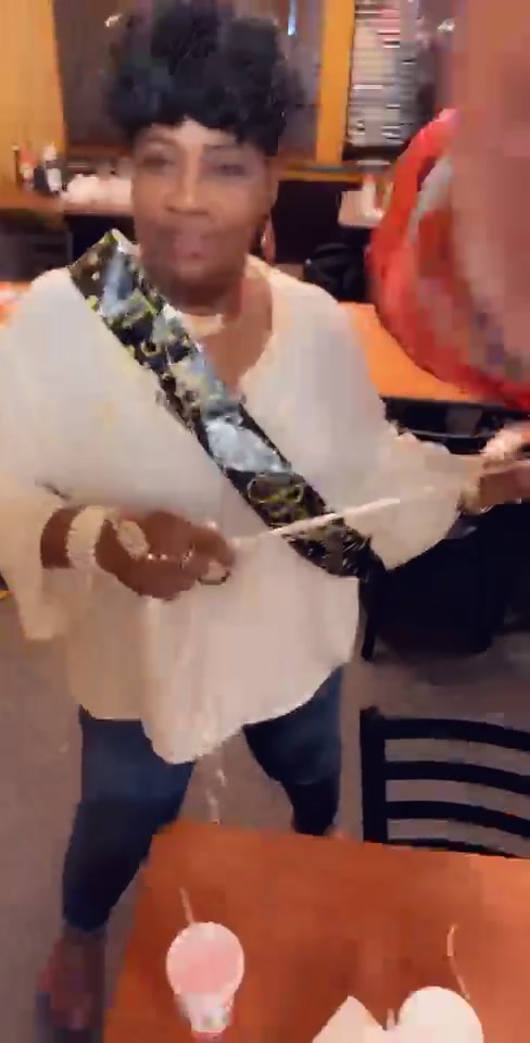 @ykissntell