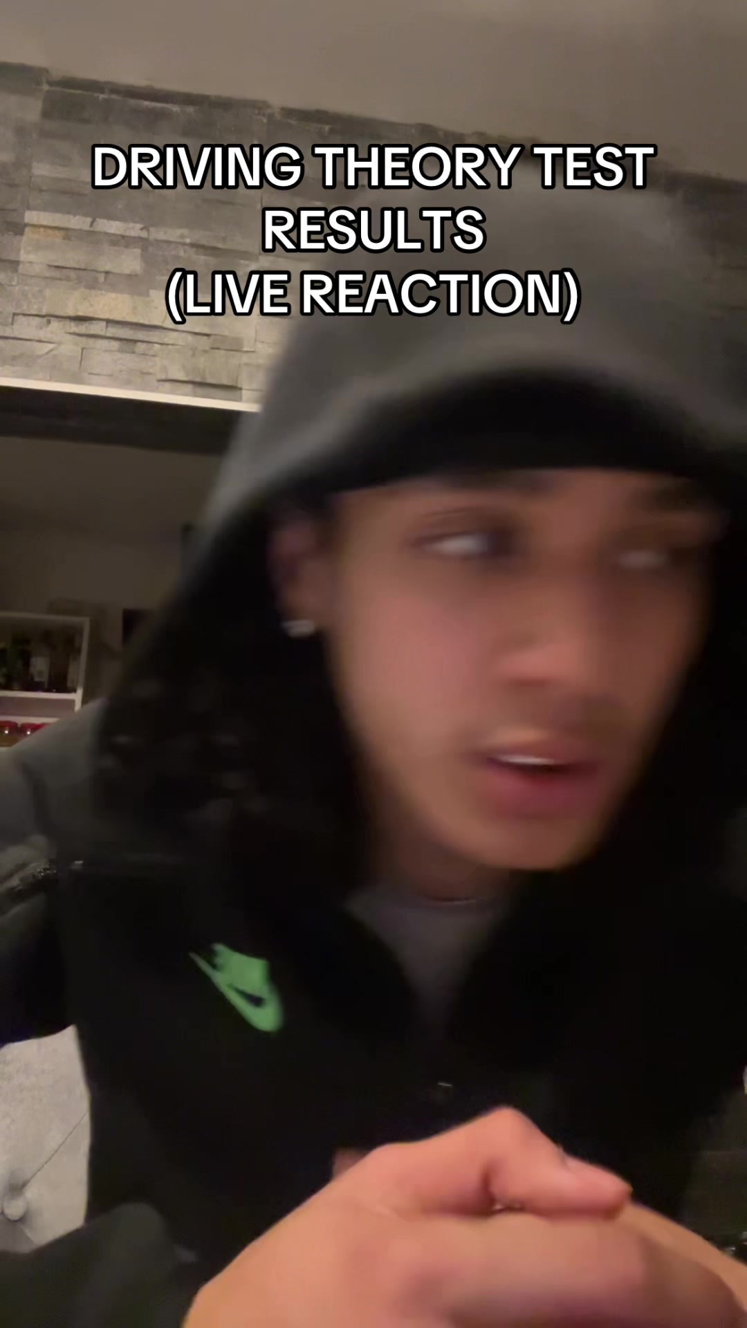 @🦈