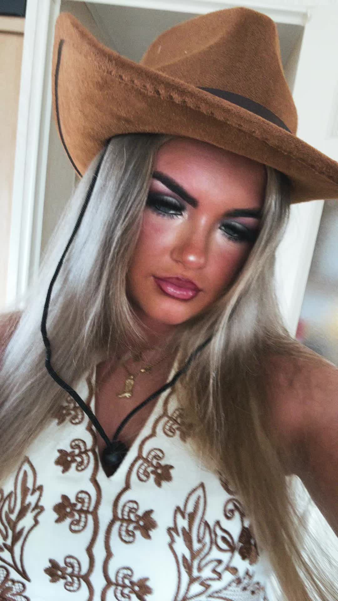 @Gonebyegone
