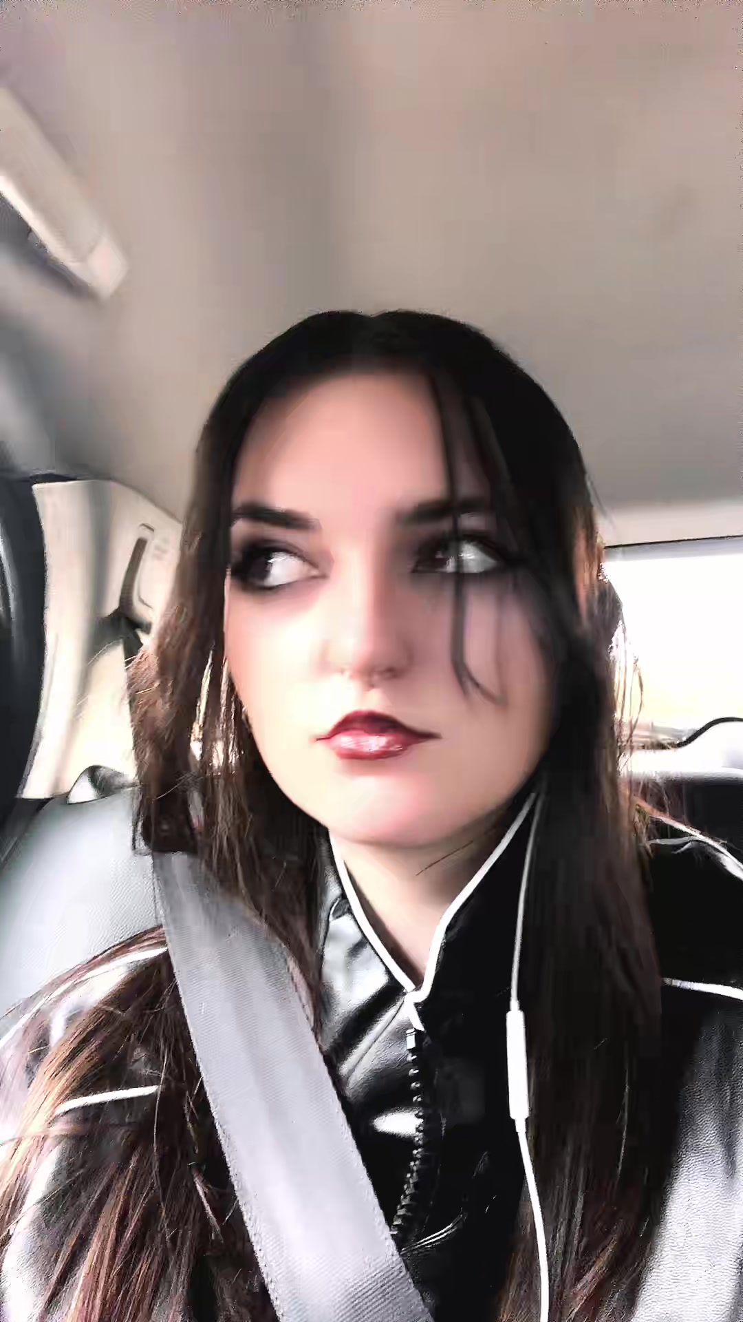 @evie (offline)