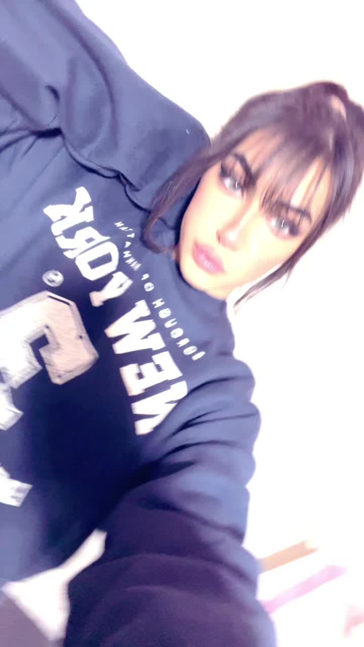 @heliiawi._