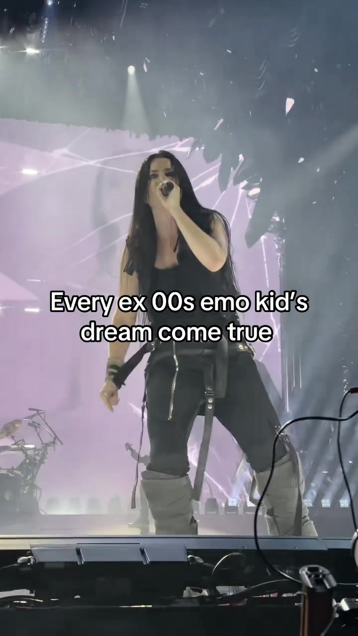 @Amy Lee Universe &bull; Fan Page
