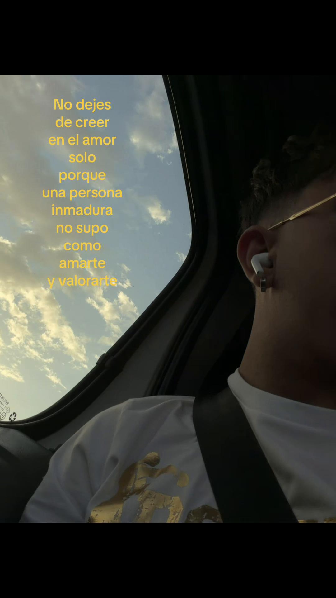 @🎧