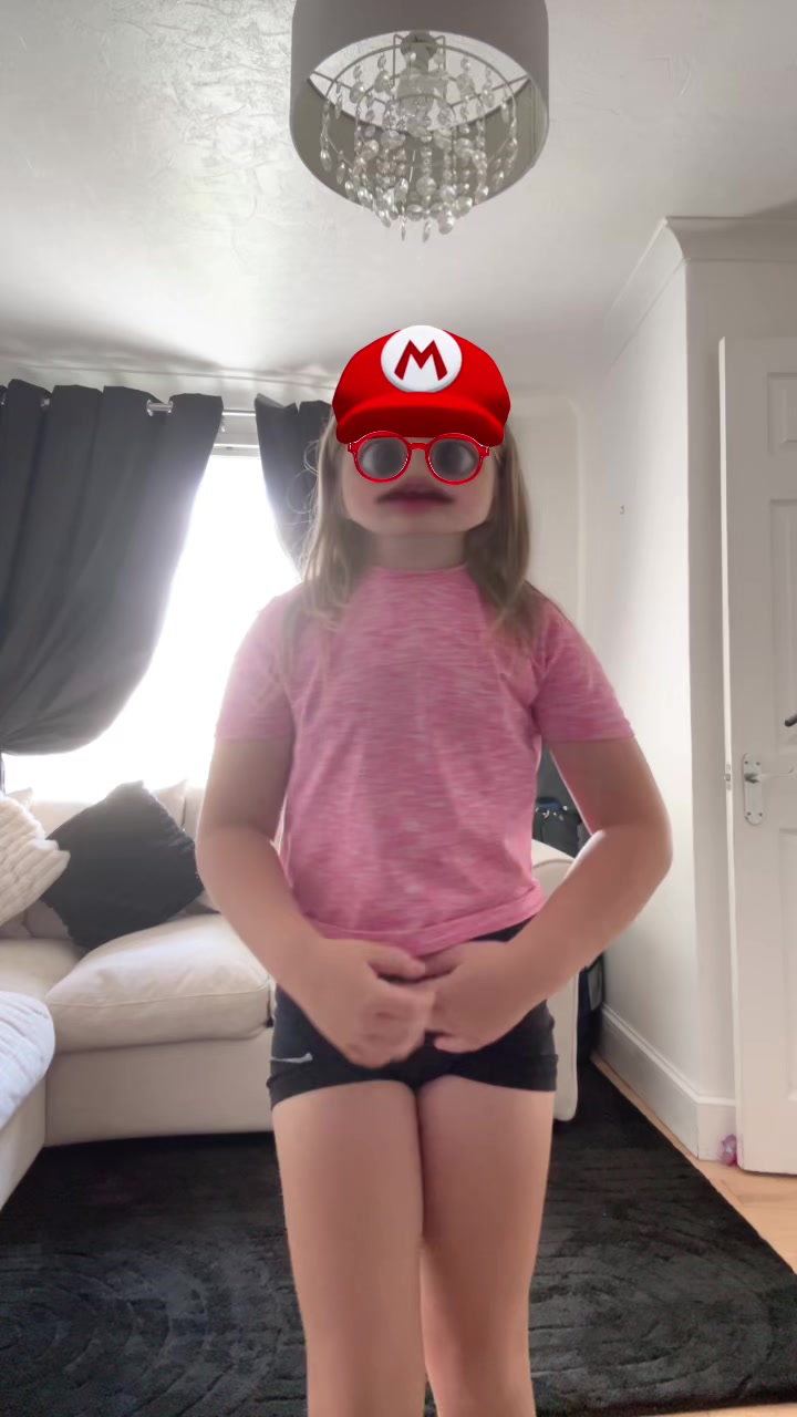 @&bull;maisie🦄🤍
