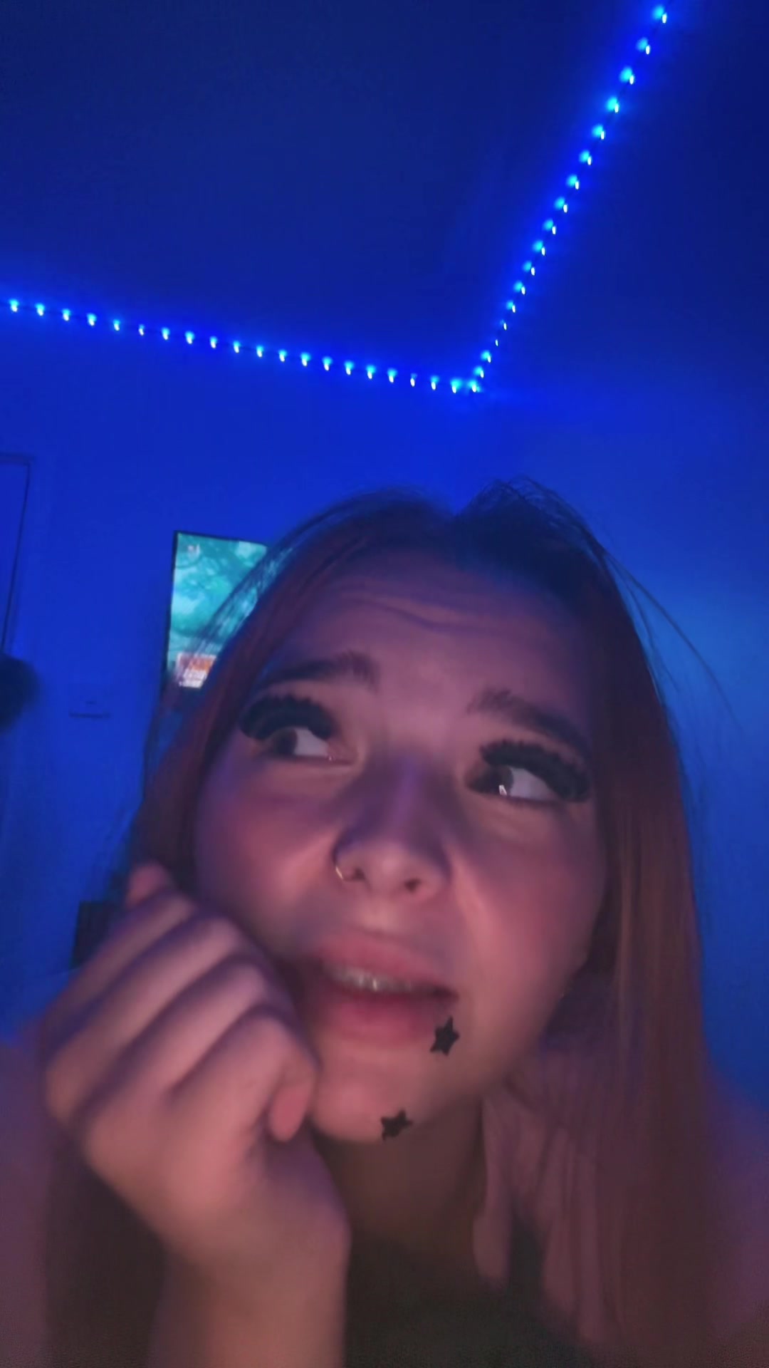 @Ameliacafff🤫🤫