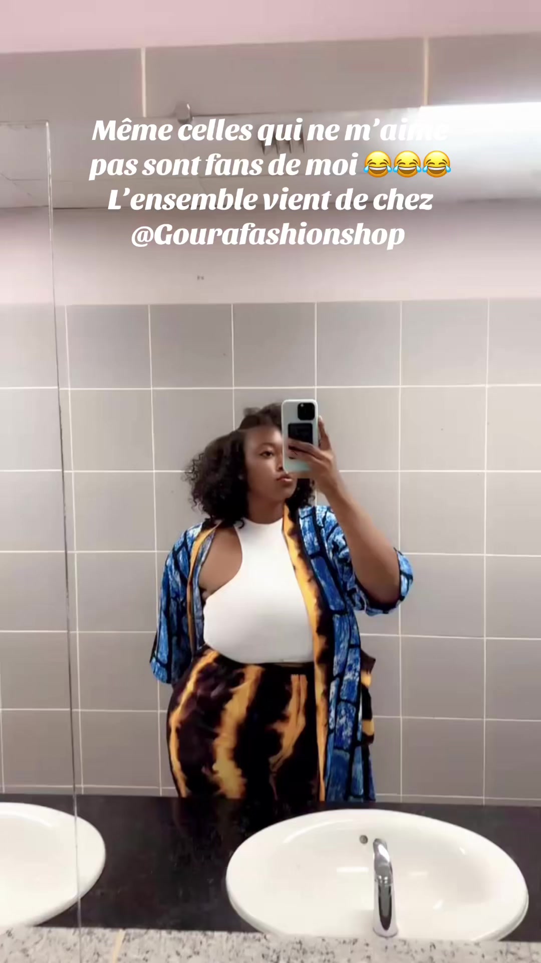 @GouraFashionShop(GouralaBombe)