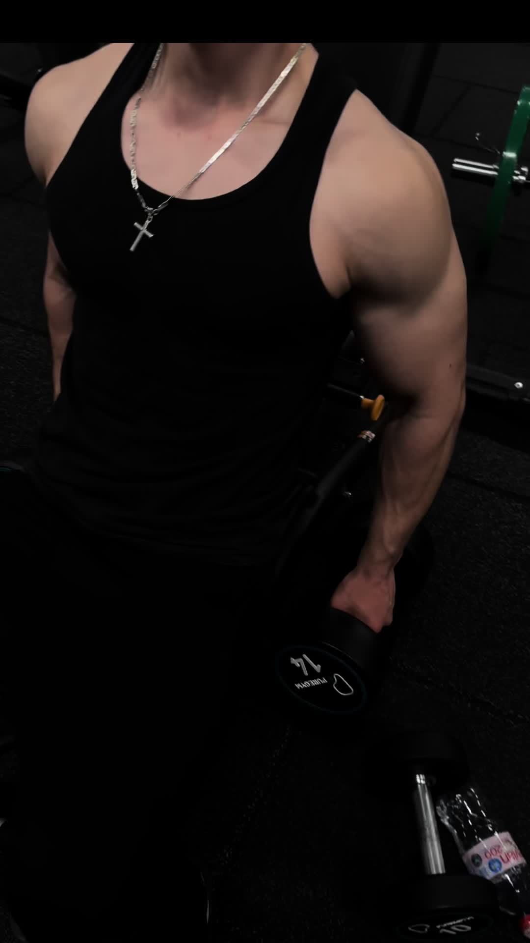 @justliftingheavyweights
