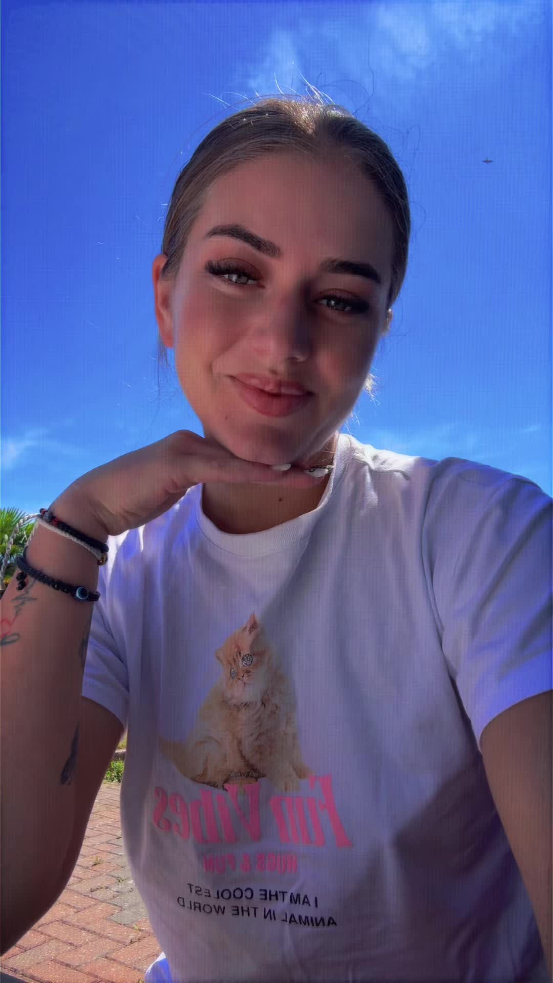 @Nicoleta🎀