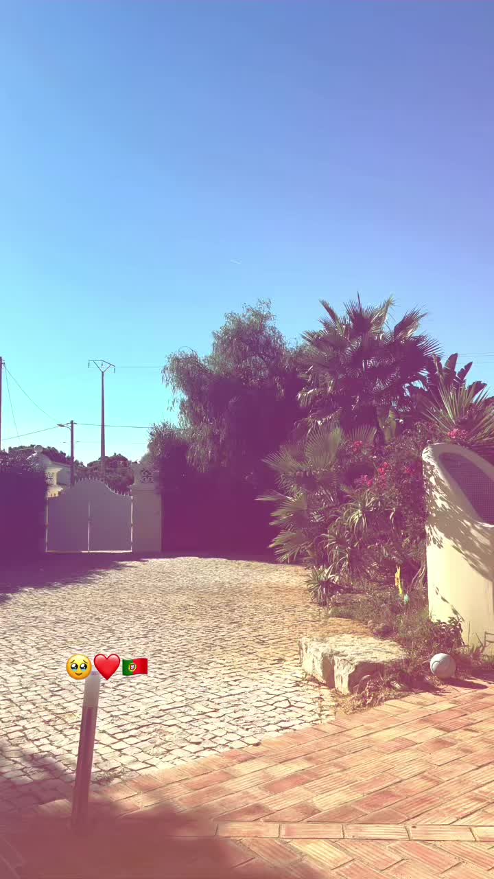 @𝐬𝐮𝐦𝐦𝐞𝐫