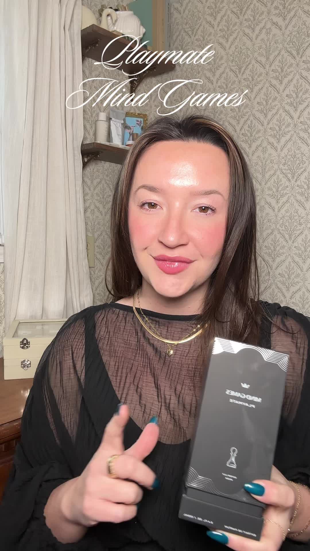 @Elizabeth | FragranceFixations
