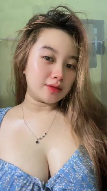 @Mommy L🍒