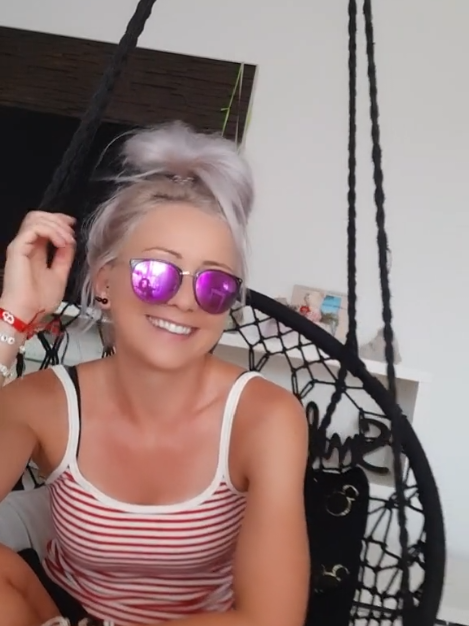 @Eva