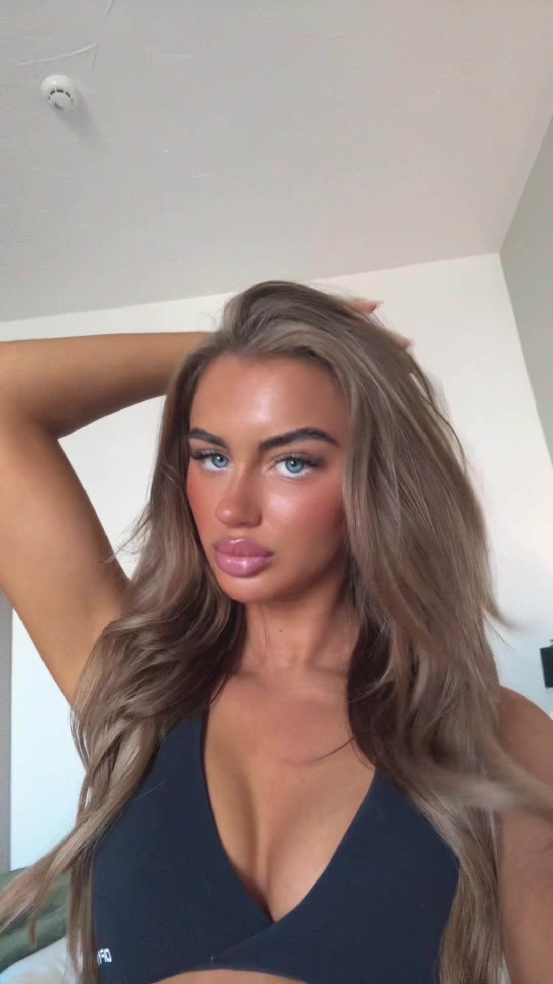 @maggiehallettxx