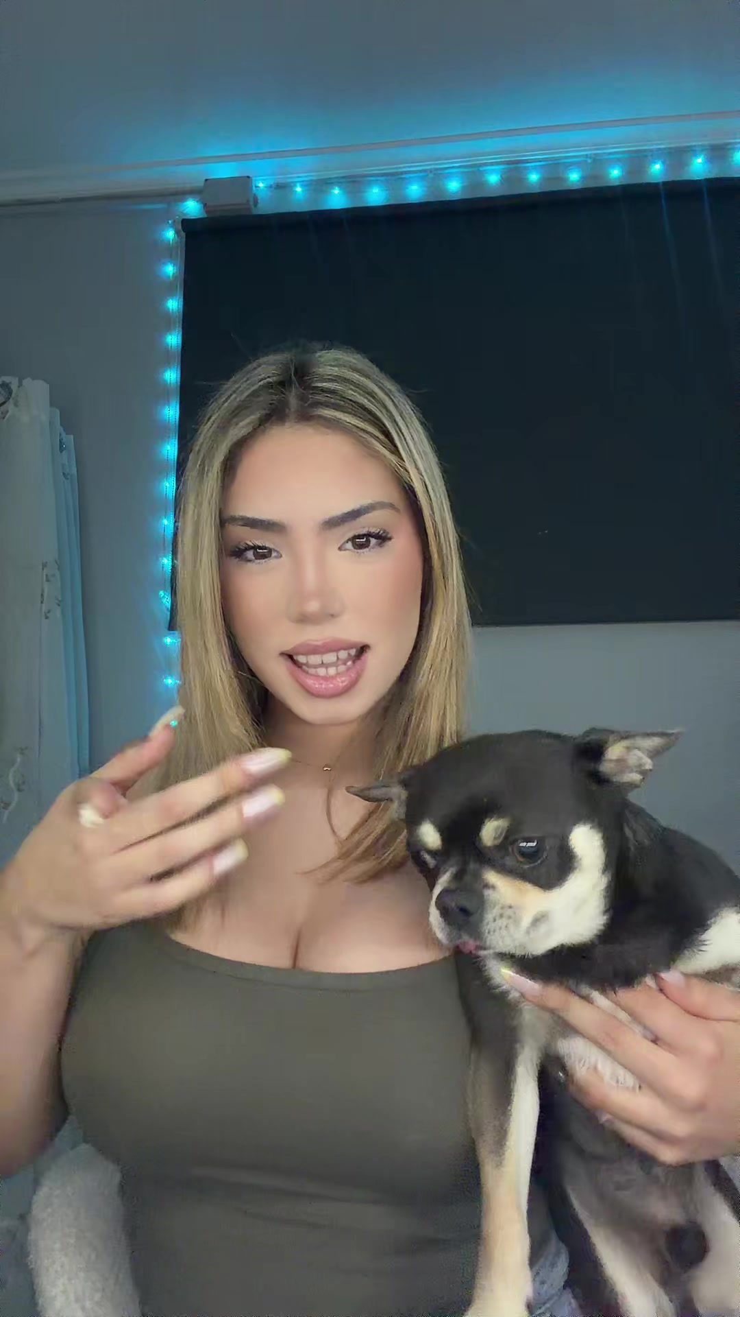 @lauraalguaciiil