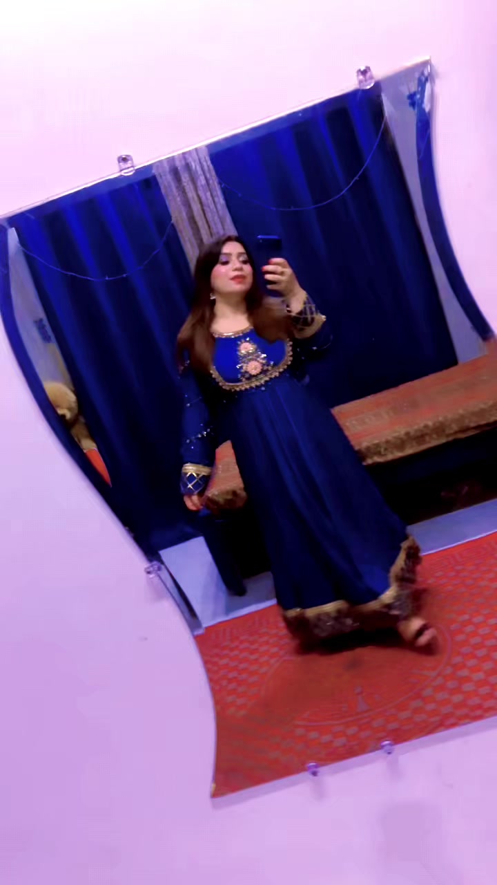 @ZAREEN SHAH❣️