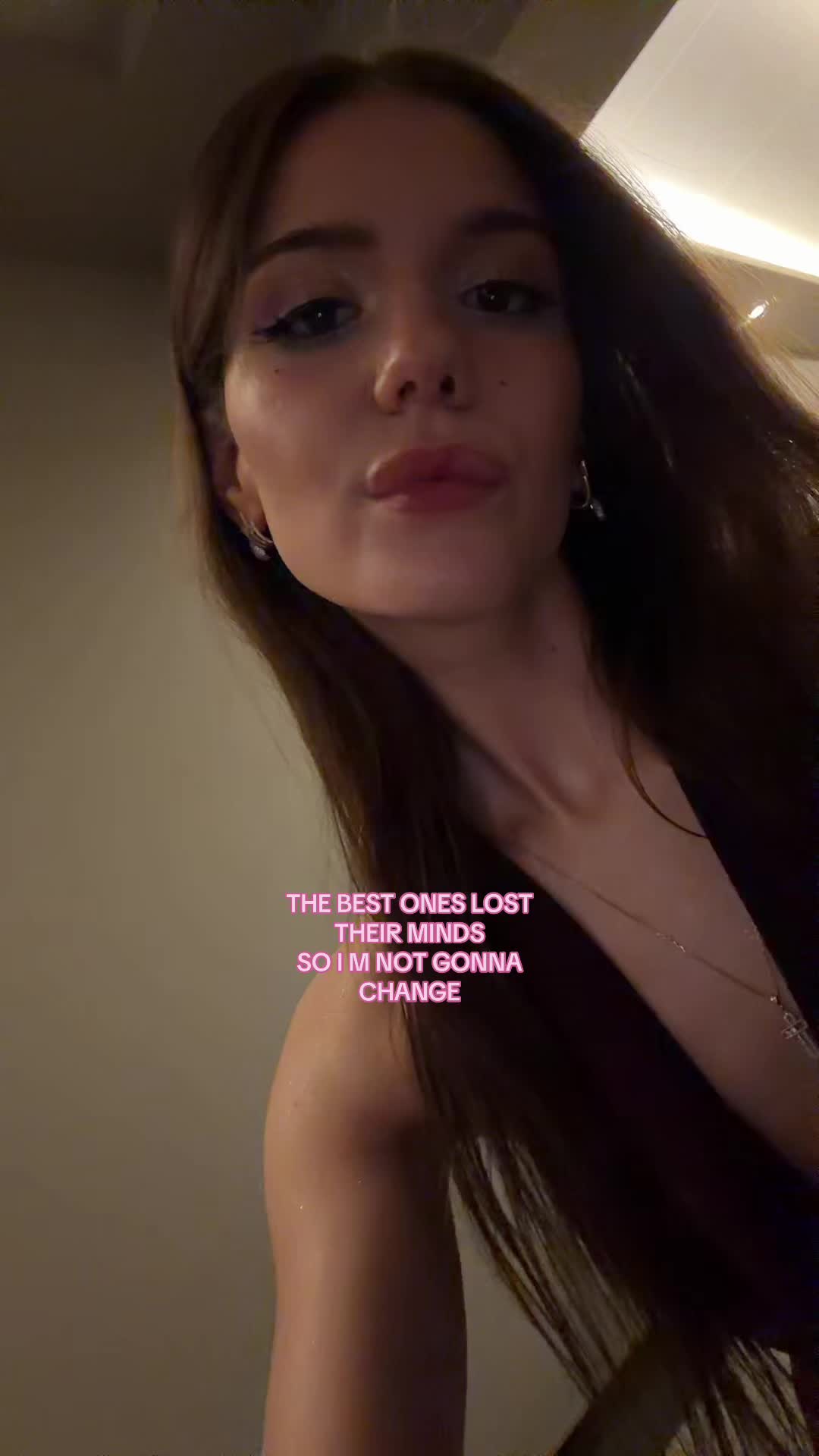 @pisicutasecretamiau