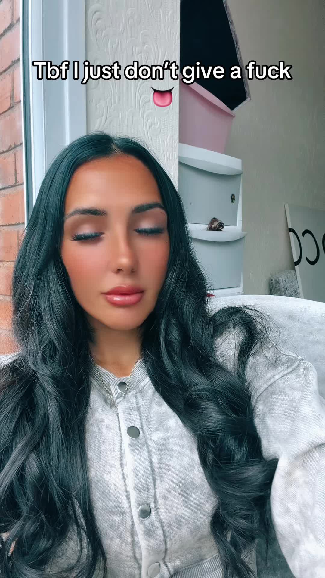 @Laurasdiaries🏳️&zwj;🌈🩷