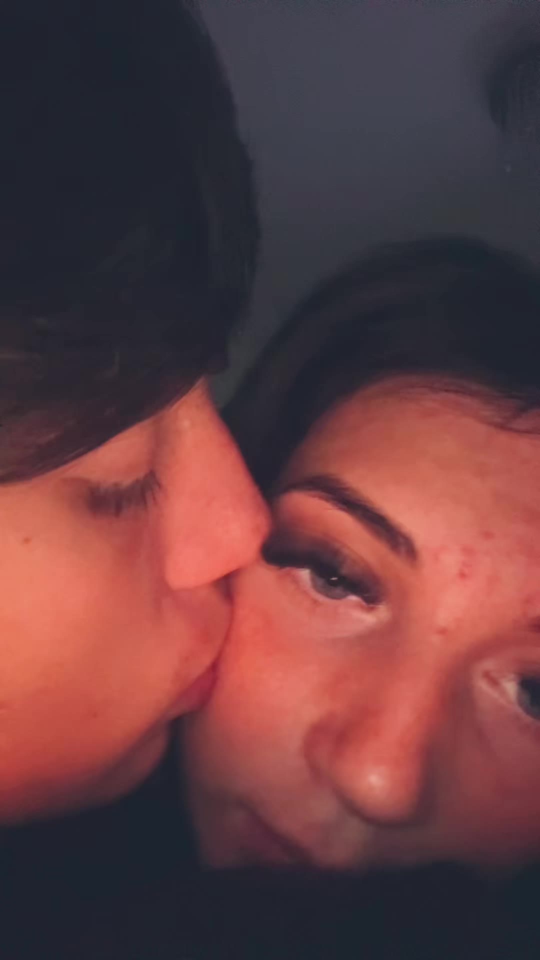 @izzyrosespam✌🏽
