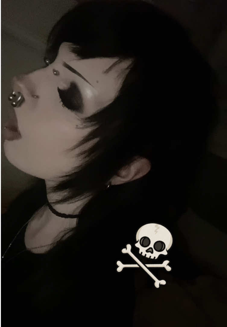 @jessica🐾☠️