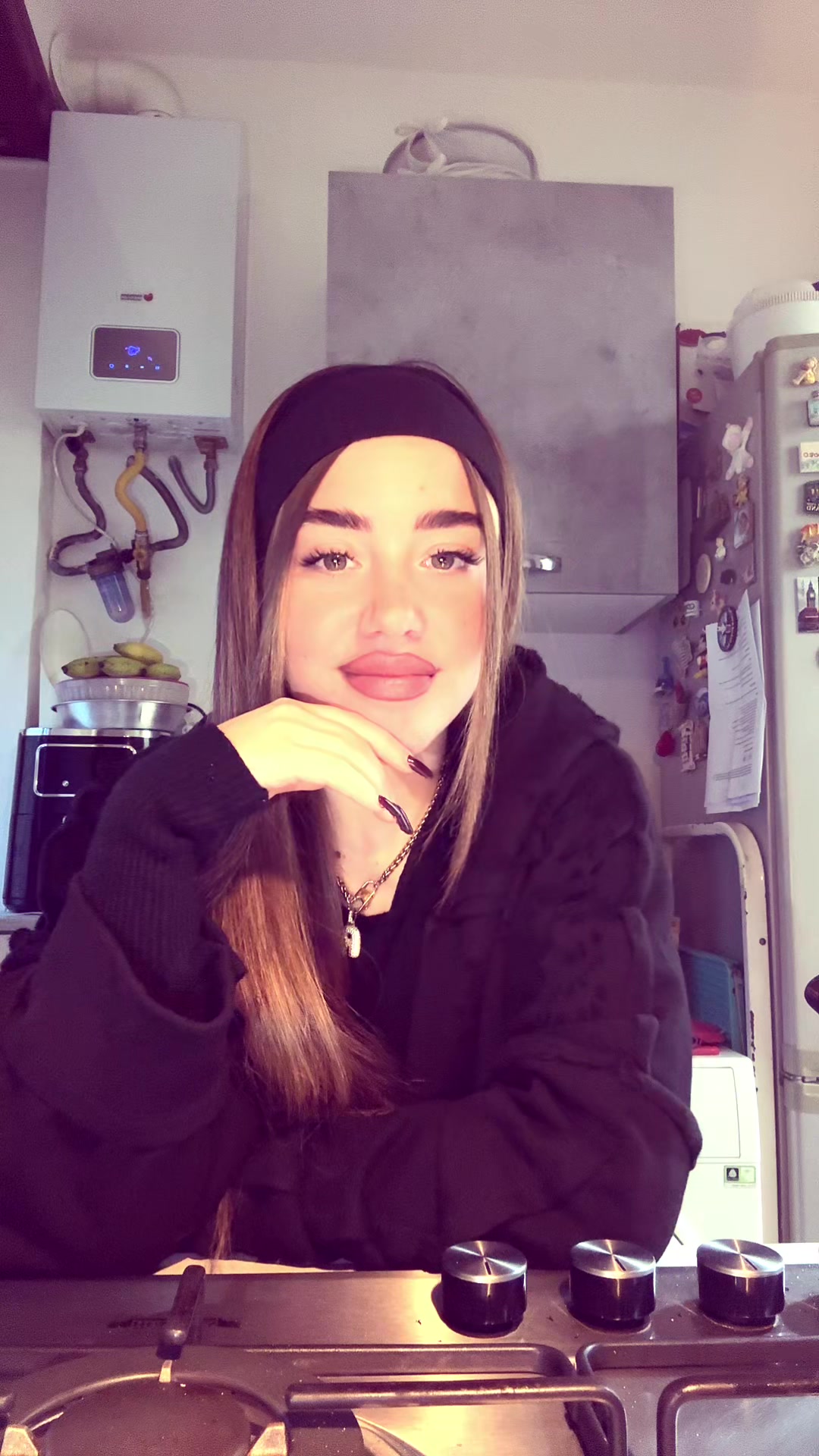 @R🍒