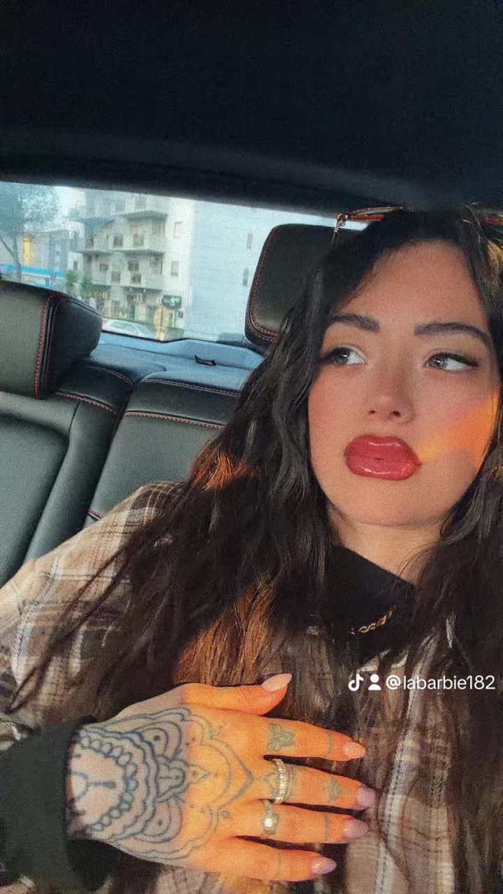 @FEDE🖤