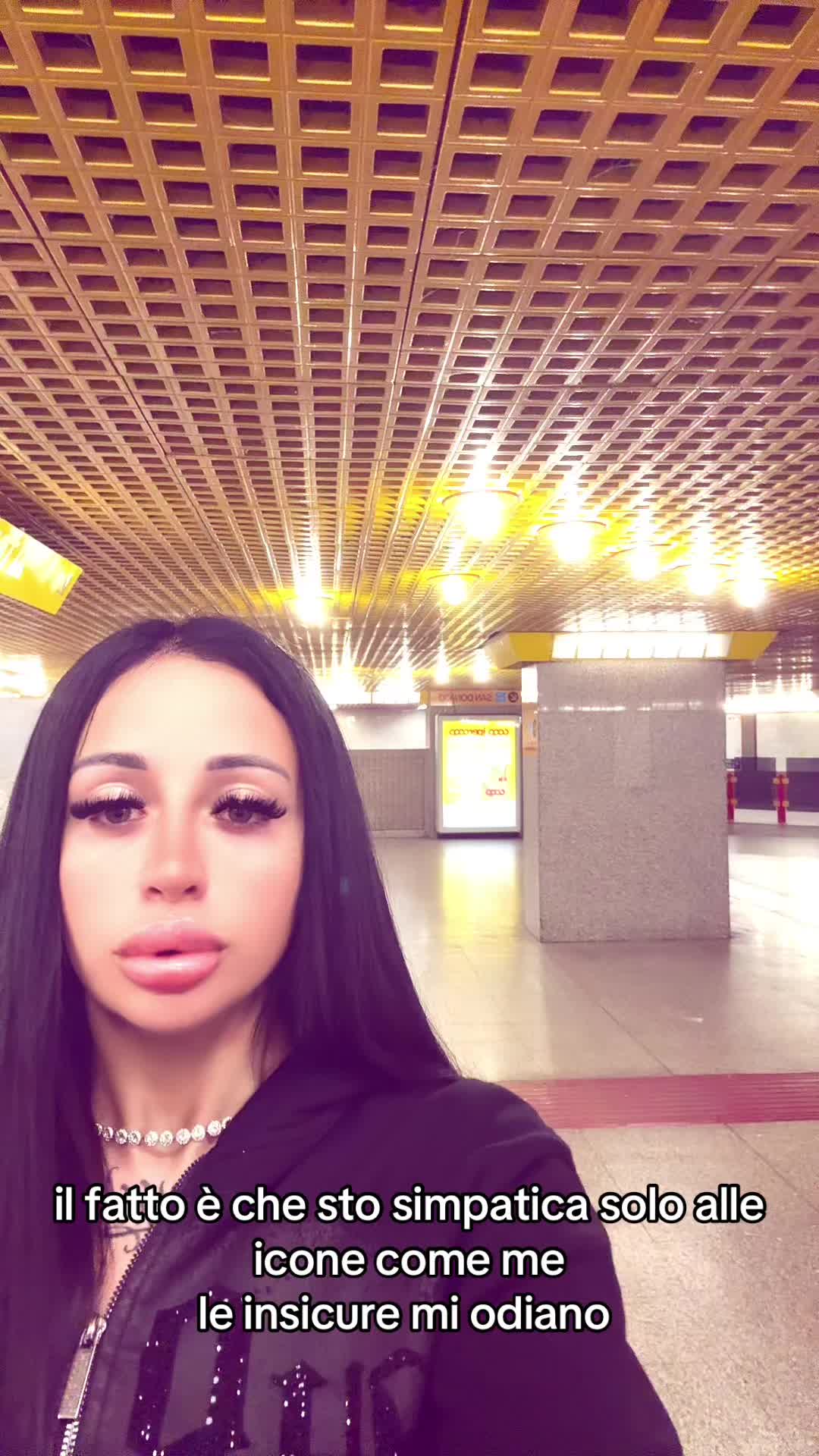 @🖤 𝓫𝓻𝓪𝓽𝔃