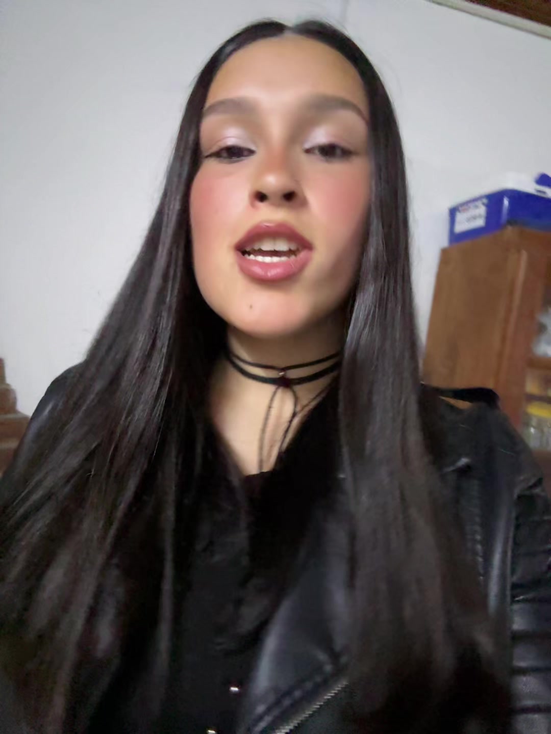 @Emii ✨