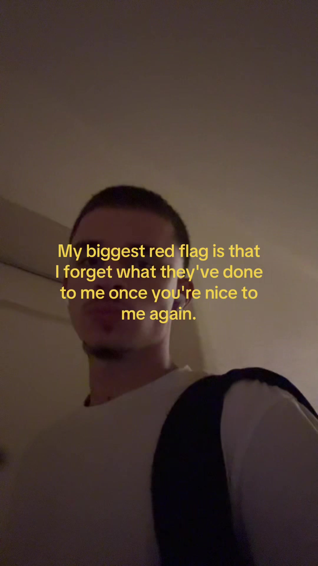@￴