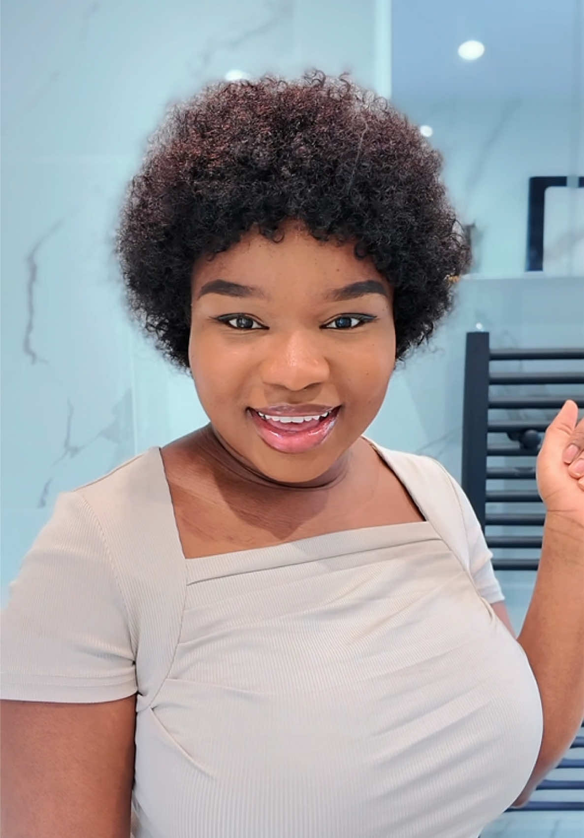 @Charity| Mom + Content Creator