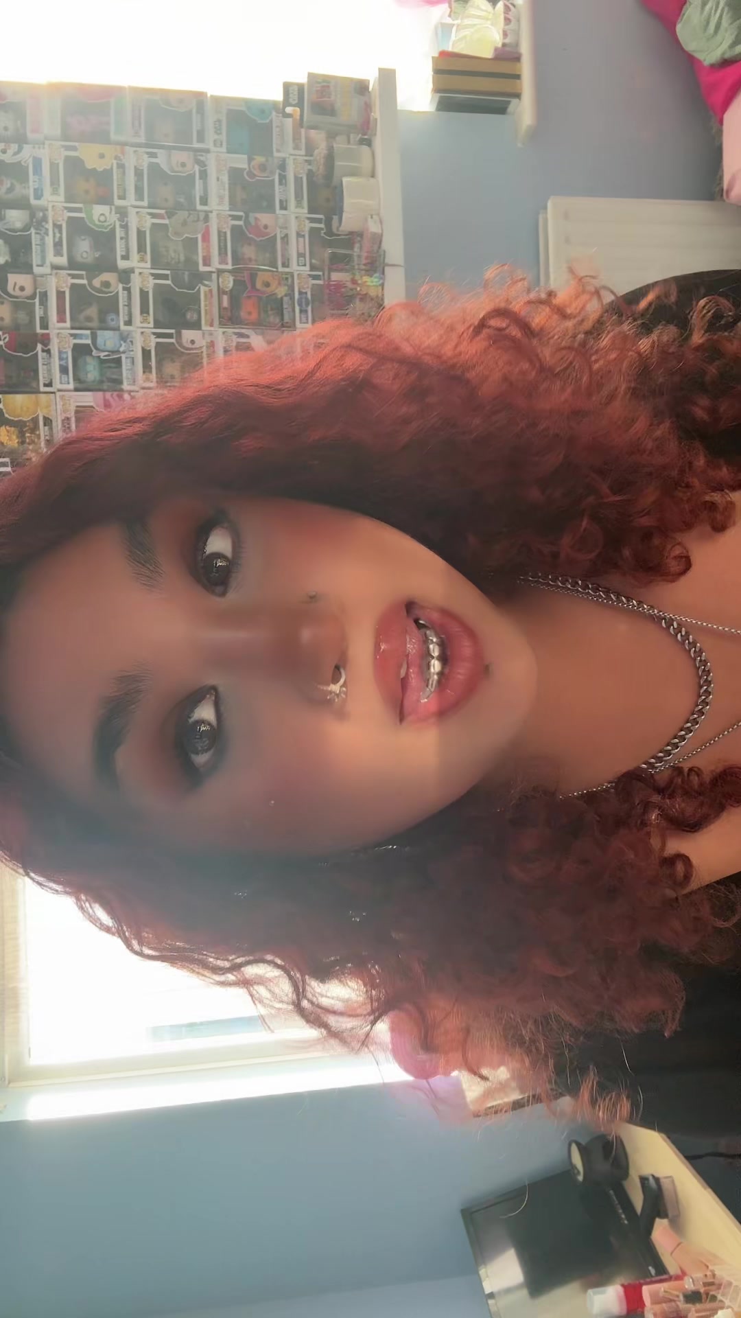 @Maalaxh