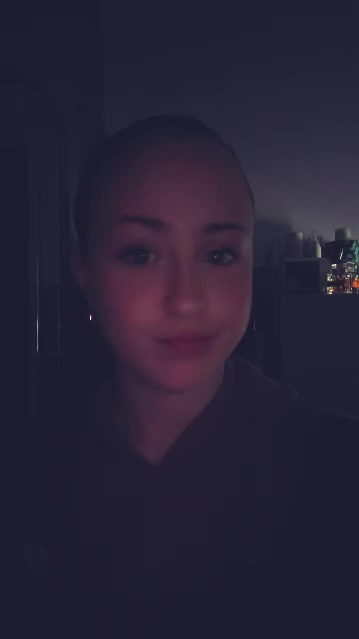 @𝒜𝓁𝓂𝒶🍒