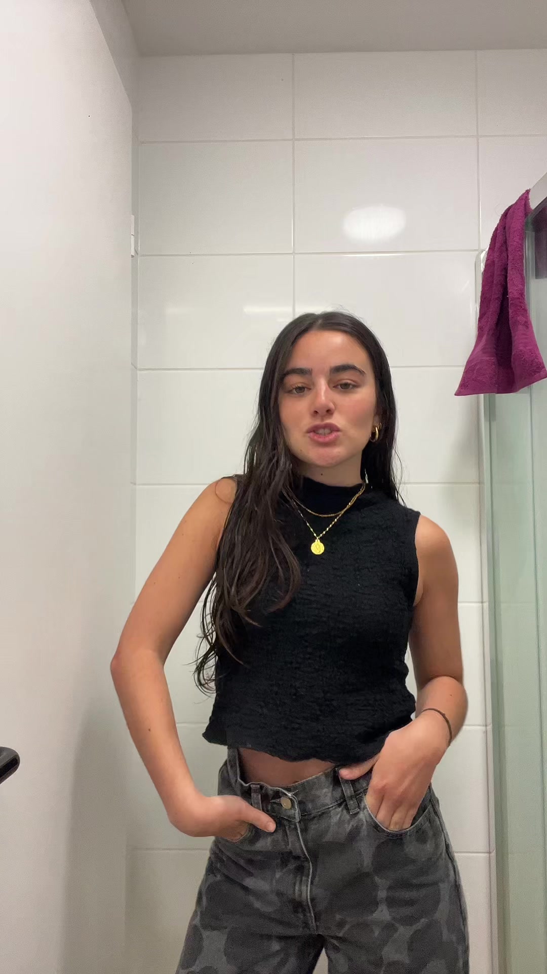 @elenaluugo