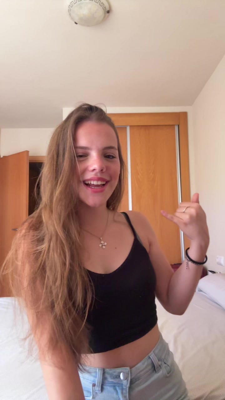 @Ainara