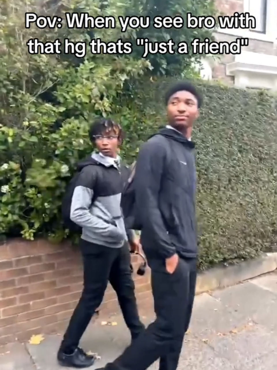 @MIKKSBUZ⭐️