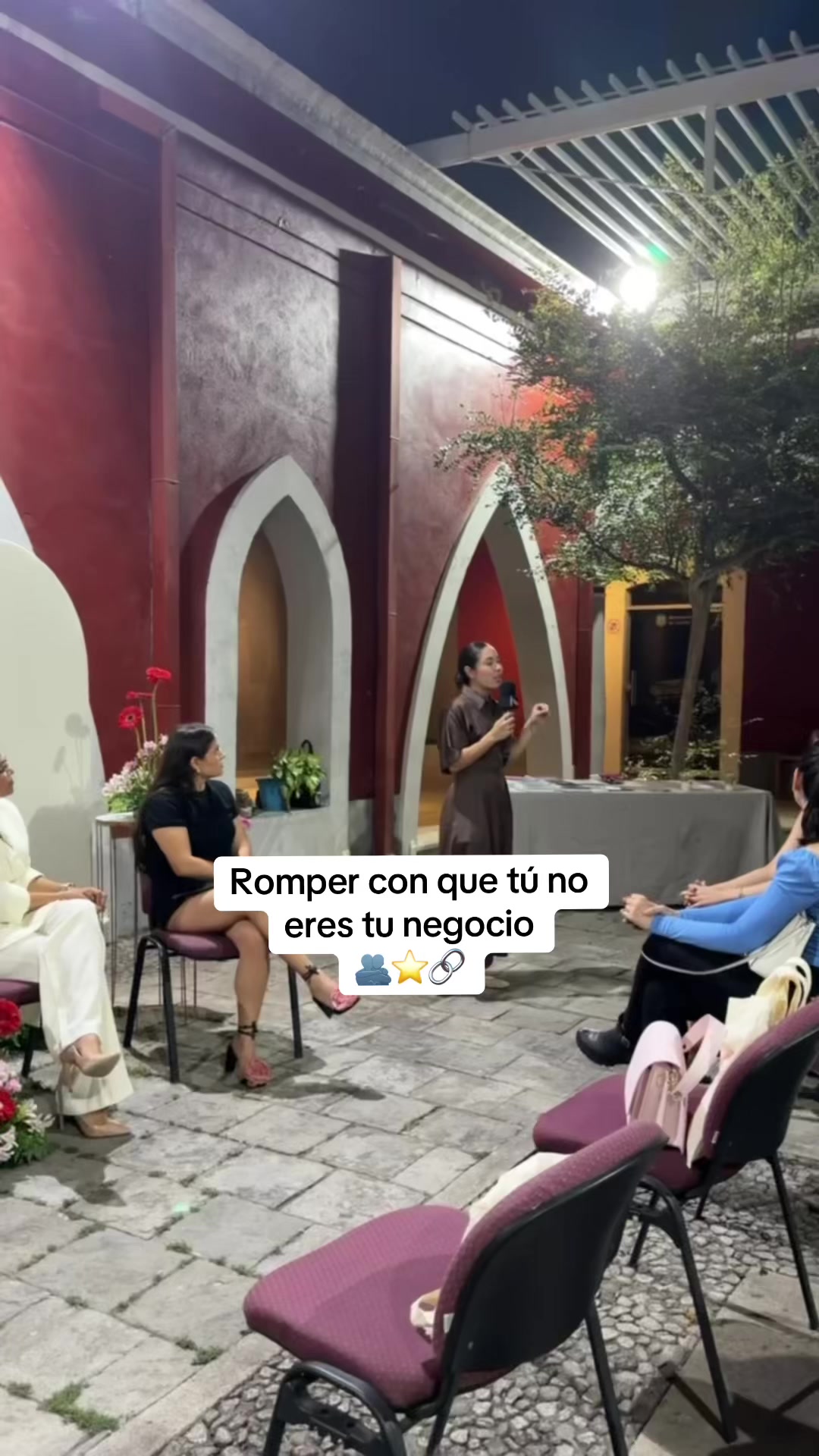 @Sue&ntilde;os a Papel