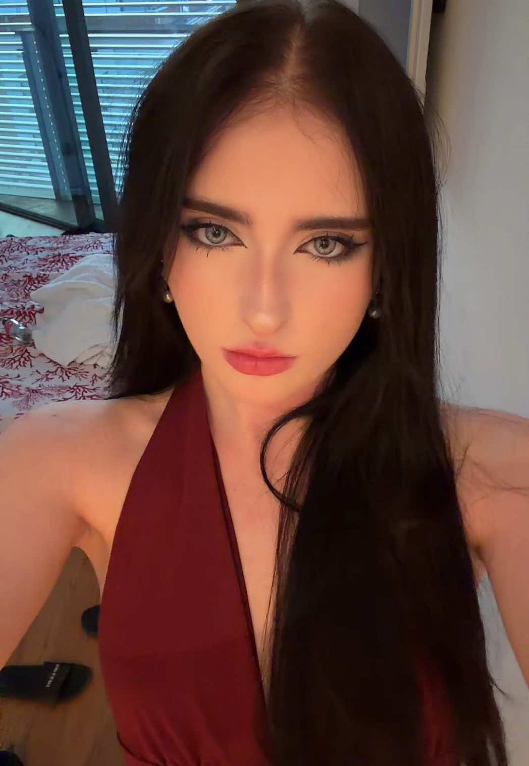 @livingforlola